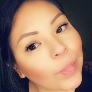 Meet your Posher, Rocio